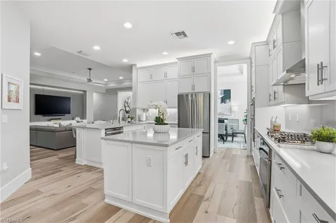 $1,850,000 | 12021 Azalea Way, Naples, FL 34120