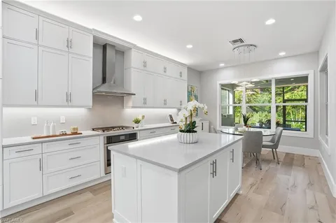 $1,850,000 | 12021 Azalea Way, Naples, FL 34120