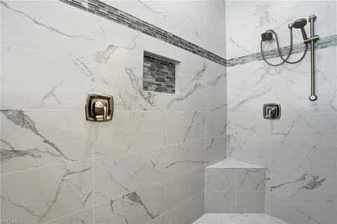 $1,850,000 | 12021 Azalea Way, Naples, FL 34120