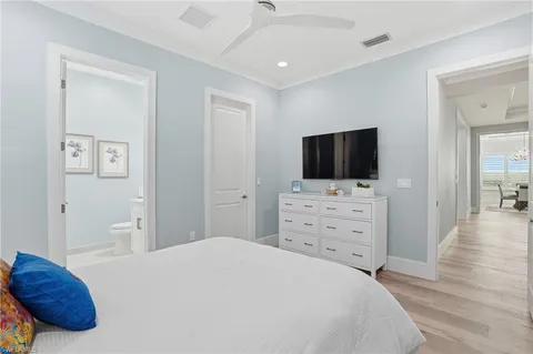 $1,850,000 | 12021 Azalea Way, Naples, FL 34120