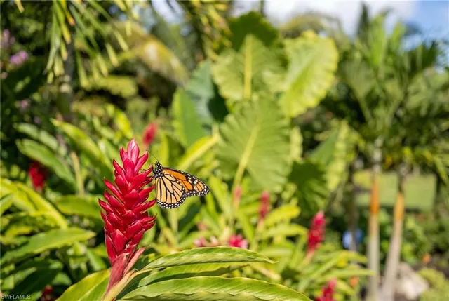 $1,850,000 | 12021 Azalea Way, Naples, FL 34120