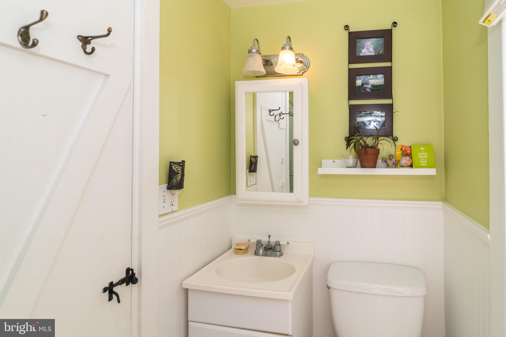 7445 Swagger Road New Hope, PA 18938 - Photo 15 of 24 Upstairs Main Bath