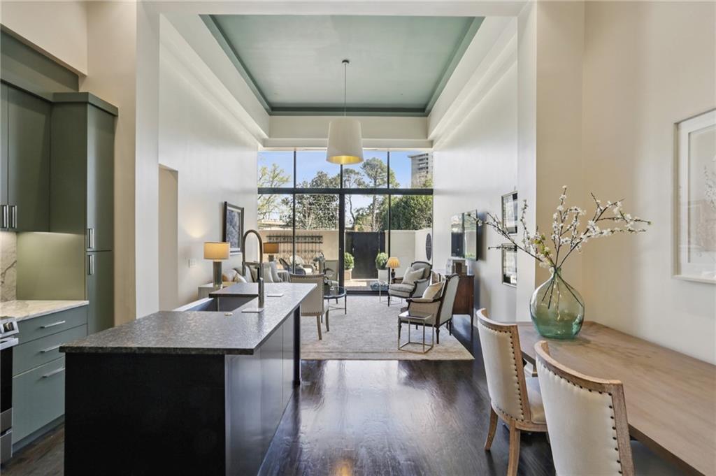 2660 Peachtree Road Northwest, Unit 4G Atlanta, GA 30305 - Photo 3 of 19