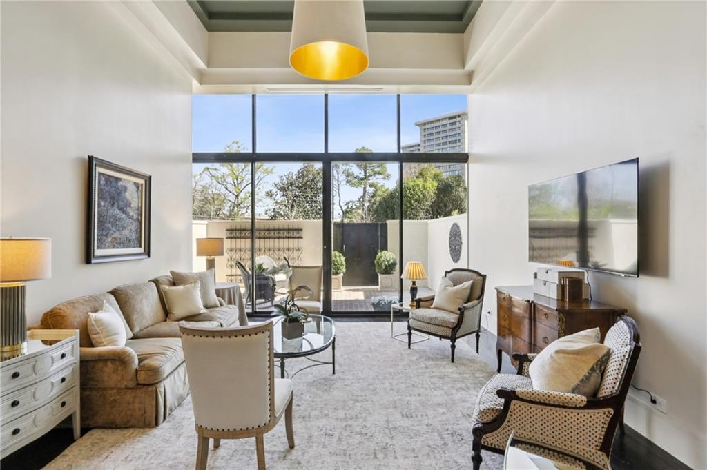 2660 Peachtree Road Northwest, Unit 4G Atlanta, GA 30305 - Photo 4 of 19