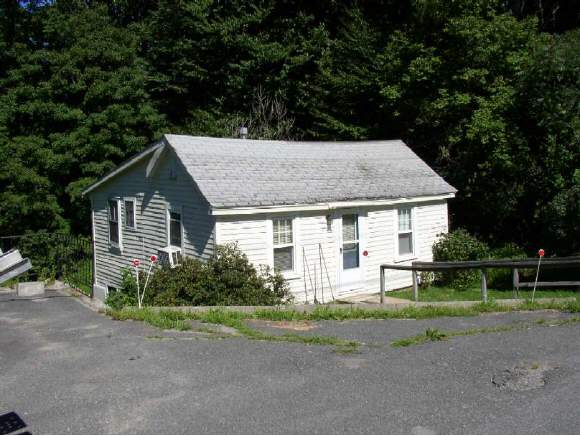 424 County Road Windsor, VT 05089 - Photo 1 of 1