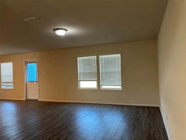 $1,850 | 1441 Lumberton Drive, Forney, TX 75126