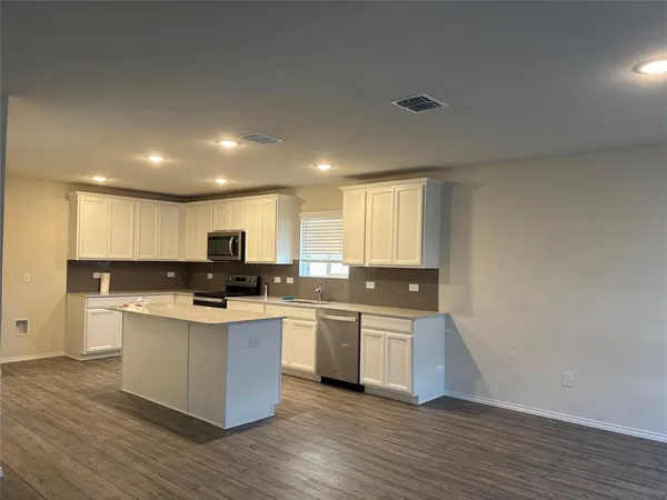 $1,850 | 1441 Lumberton Drive, Forney, TX 75126