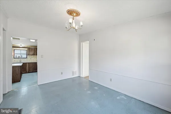 $299,900 | 2 Old Chapel Avenue, Boyce, VA 22620
