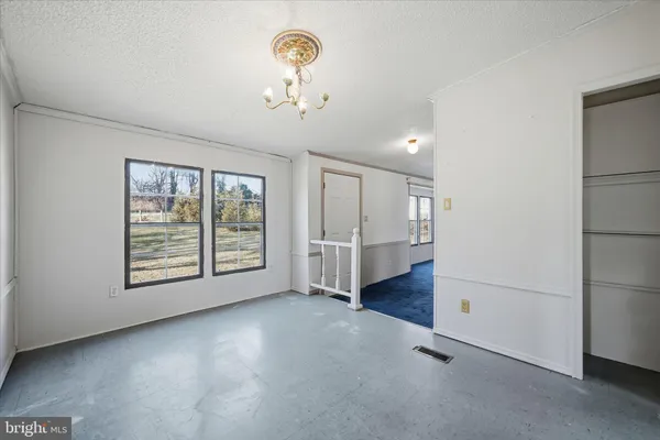 $299,900 | 2 Old Chapel Avenue, Boyce, VA 22620