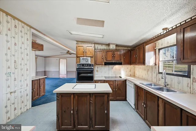 $349,000 | 2 Old Chapel Avenue, Boyce, VA 22620