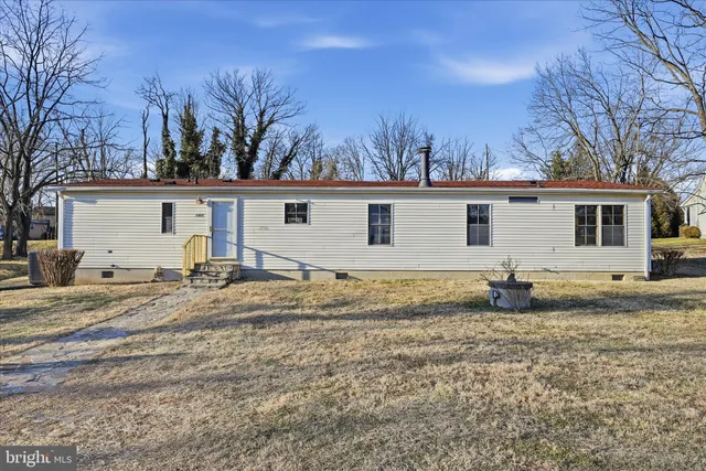 $349,000 | 2 Old Chapel Avenue, Boyce, VA 22620