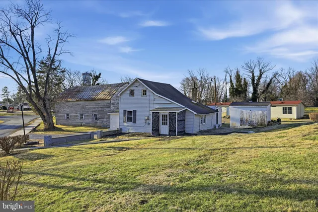 $349,000 | 2 Old Chapel Avenue, Boyce, VA 22620