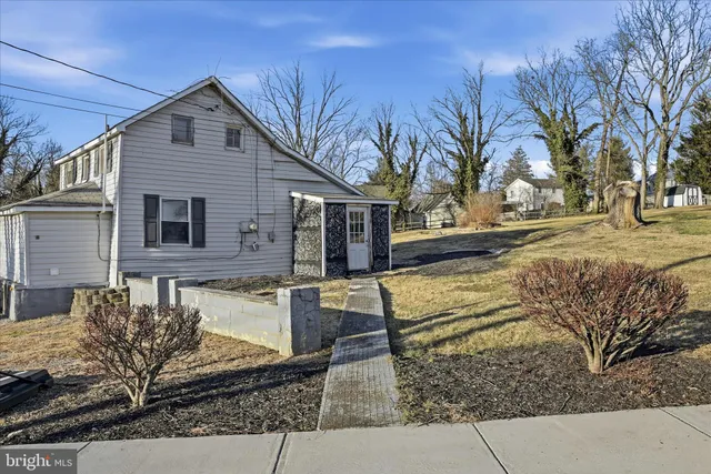 $349,000 | 2 Old Chapel Avenue, Boyce, VA 22620