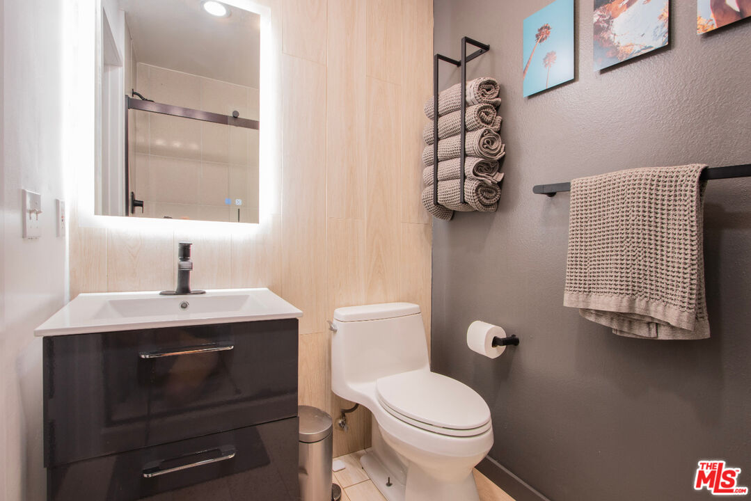 950 North Kings Road, Unit 341 West Hollywood, CA 90069 - Photo 10 of 22