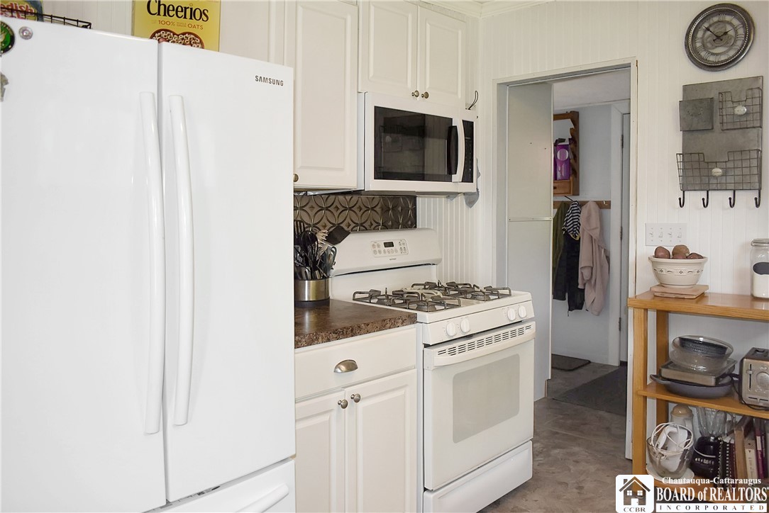 3938 South Ralph Avenue Ellery, NY 14712 - Photo 10 of 20 Refrigerator and gas stove included with price