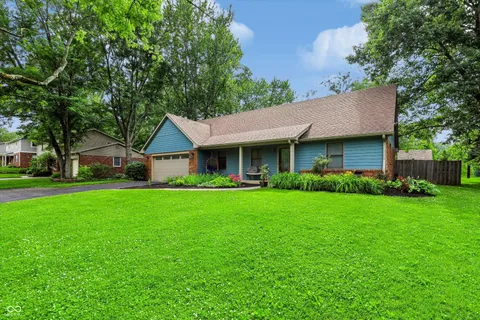 $579,000 | 242 Beechmont Drive, Carmel, IN 46032