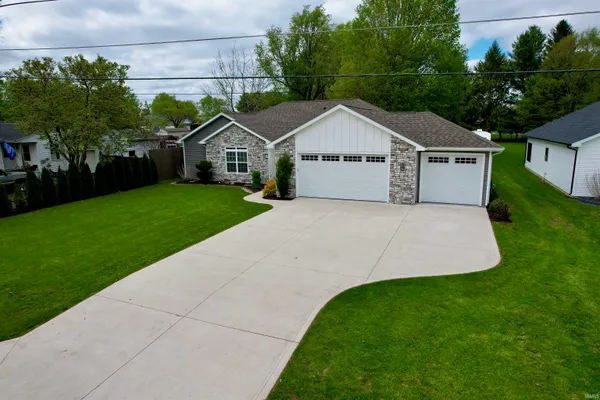 $459,000 | 9805 Manning Street, Leo, IN 46765