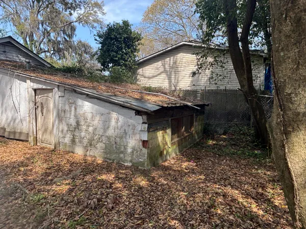 $329,000 | 1907 Helm Avenue, North Charleston, SC 29405