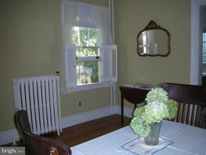 635 Deepdene Road Baltimore, MD 21210 - Photo 4 of 11 a front view of a house