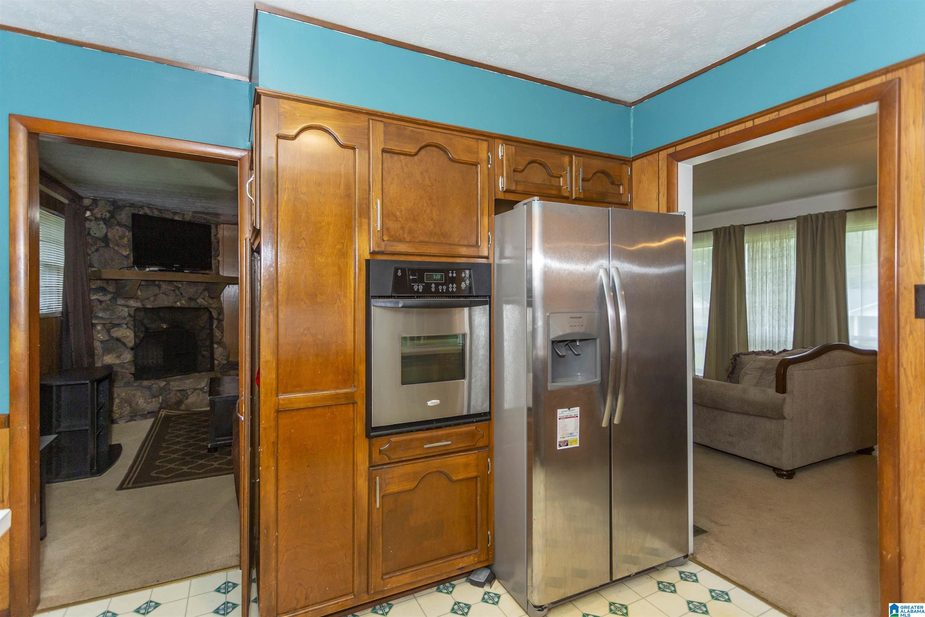 136 4th Plaza Pleasant Grove, AL 35127 - Photo 9 of 46