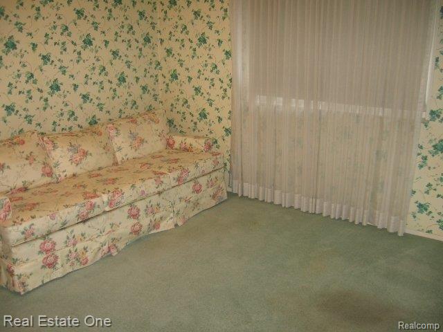 29348 Hoover Road Warren, MI 48093 - Photo 4 of 16 2nd bedroom