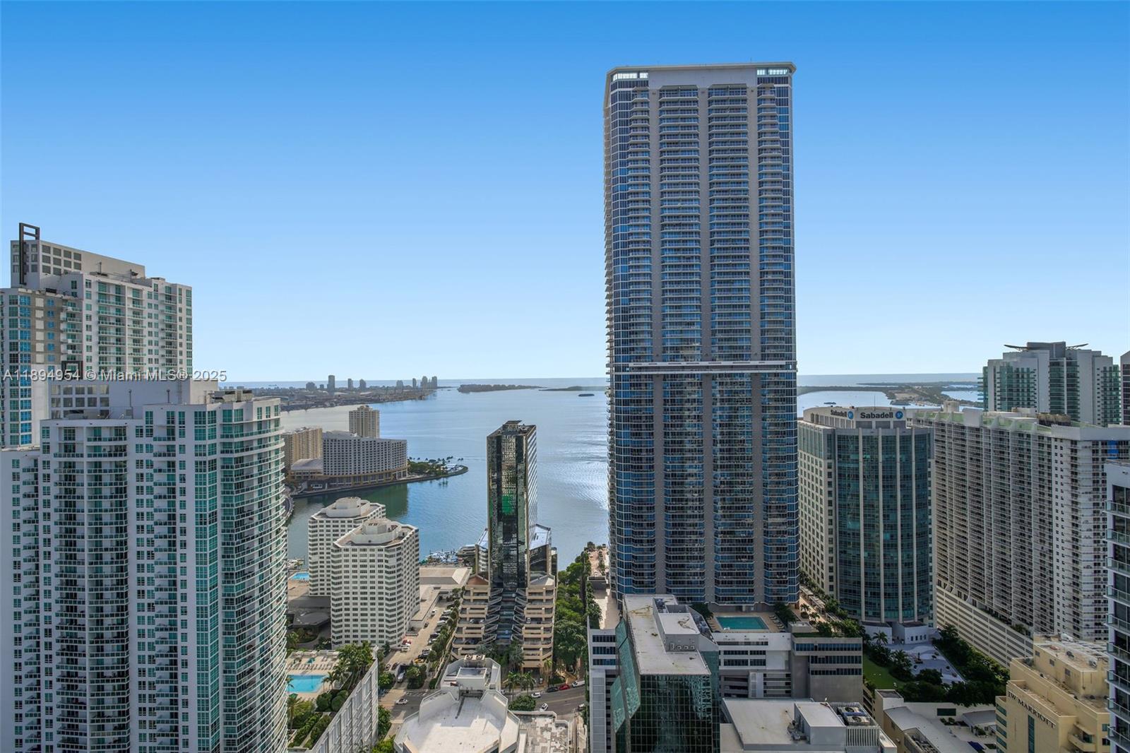 1010 Brickell Avenue, Unit 4704 Miami, FL 33131 - Photo 2 of 65