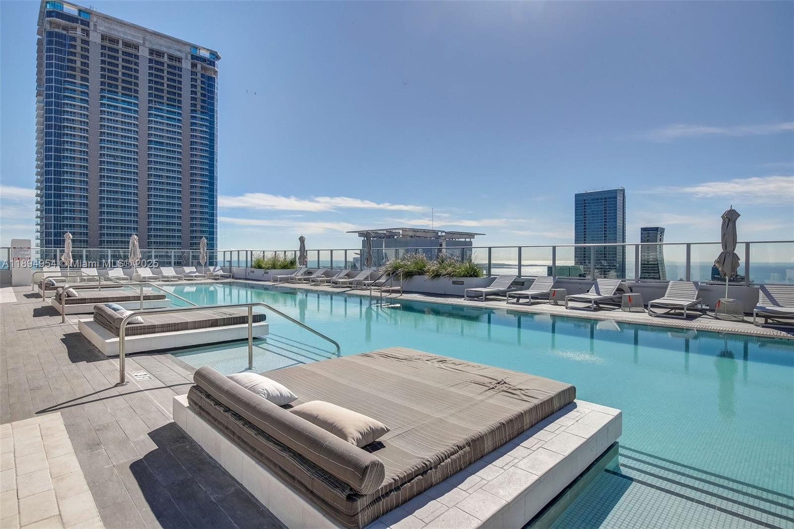 1010 Brickell Avenue, Unit 4704 Miami, FL 33131 - Photo 50 of 65