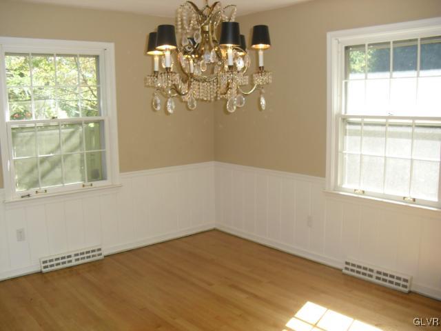 3514 Eton Road Allentown, PA 18104 - Photo 9 of 16 Gallery Image 9