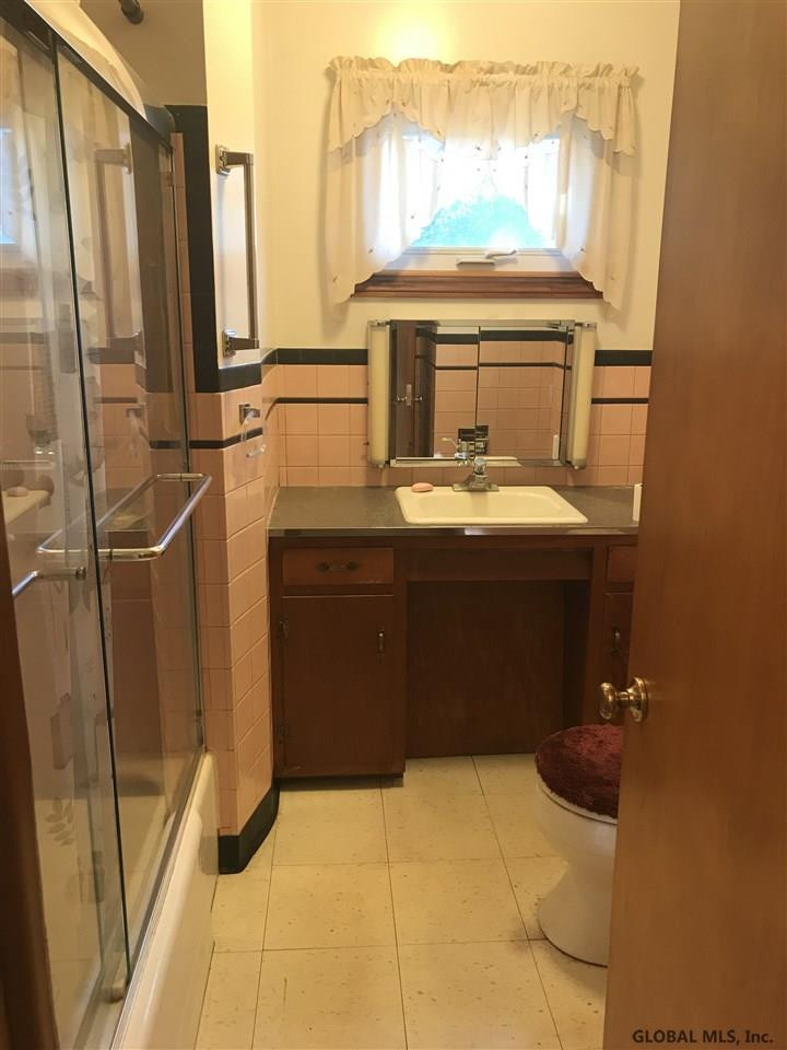 1108 Wavell Road Rotterdam, NY 12303 - Photo 12 of 25 Photo 12