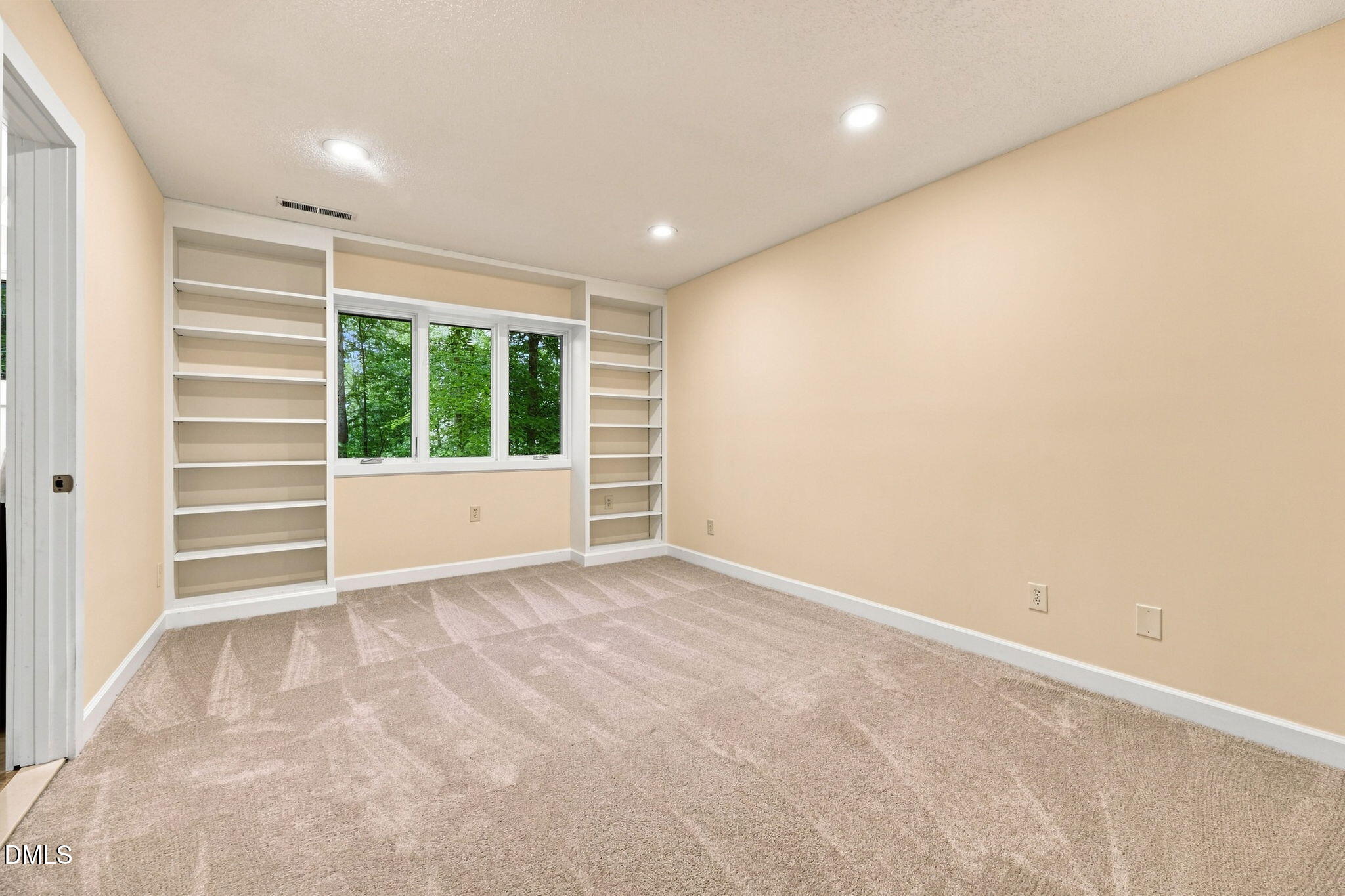 72 Stoneridge Road, Unit 72 Durham, NC 27705 - Photo 16 of 34 MBR 1