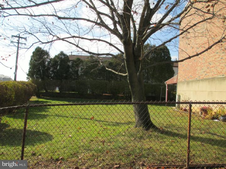 10800 Rayland Road Philadelphia, PA 19154 - Photo 12 of 25 Gallery Image 12