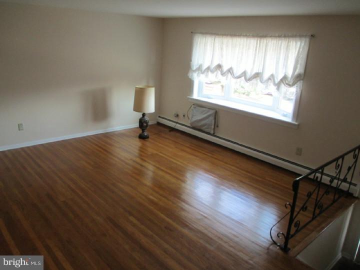 10800 Rayland Road Philadelphia, PA 19154 - Photo 15 of 25 Gallery Image 15