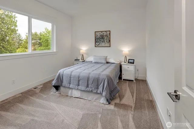 $1,074,800 | 17018 106th Avenue Southeast, Renton, WA 98055