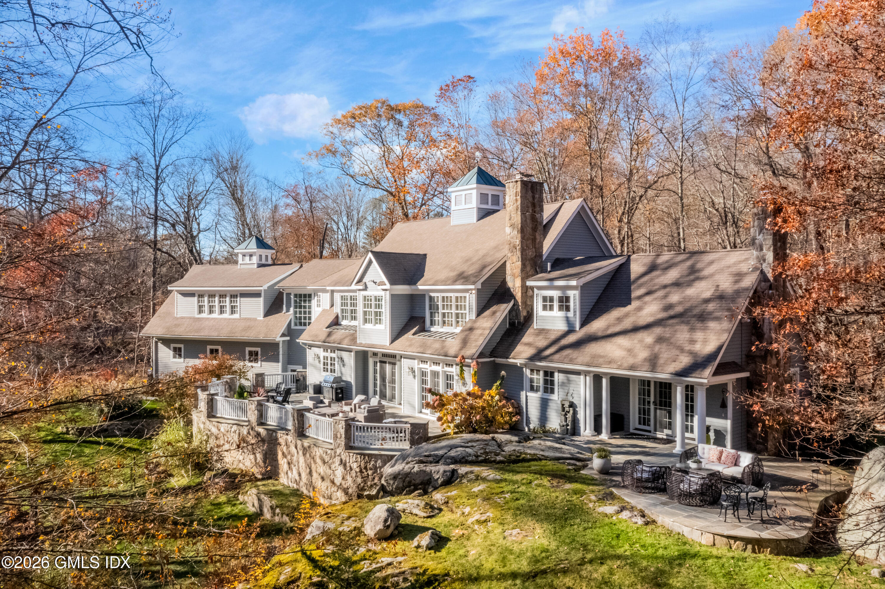 125 Barn Hill Road Greenwich, CT 06831 - Photo 2 of 40 BarnHill_074