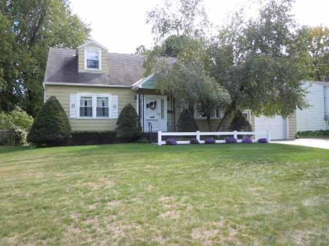 5 Rondack Road Colonie, NY 12205 - Photo 1 of 12 Photo 1