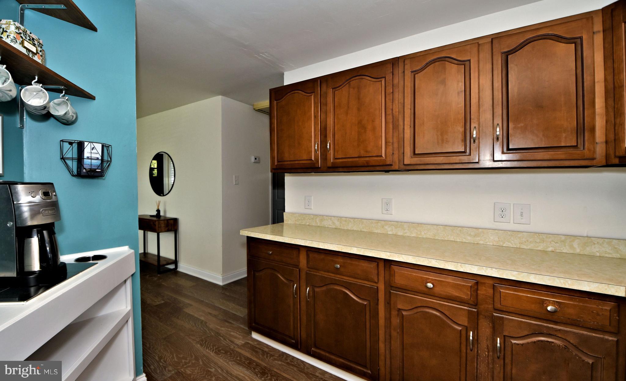 1811 Surrey Road Oreland, PA 19075 - Photo 13 of 48 Kitchen