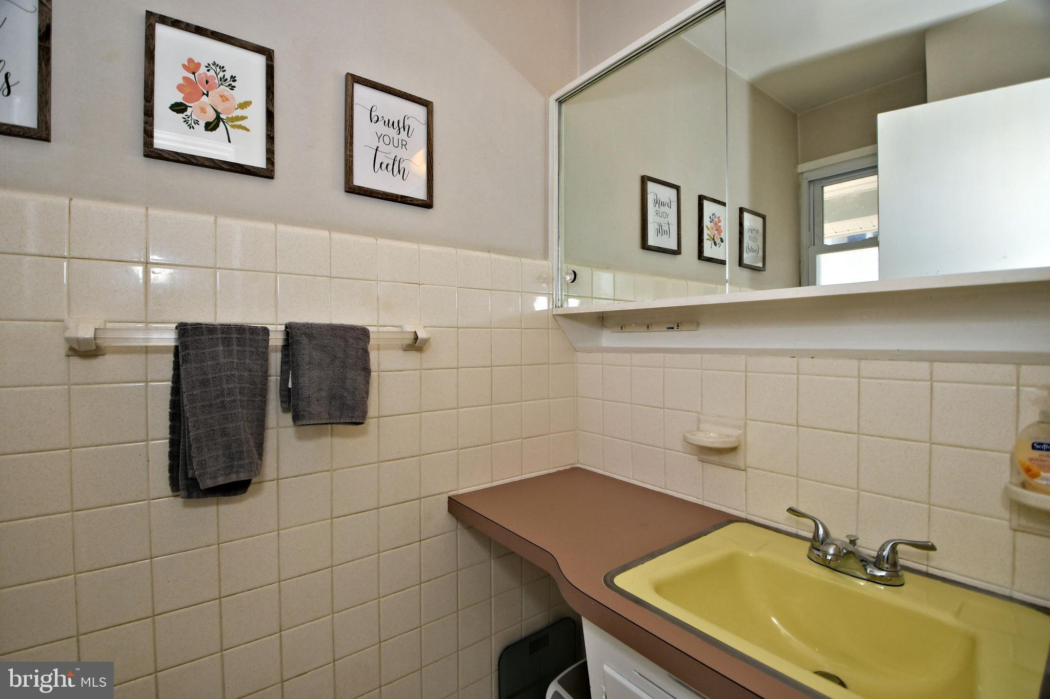 1811 Surrey Road Oreland, PA 19075 - Photo 27 of 48 Half bath (sink and toilet)