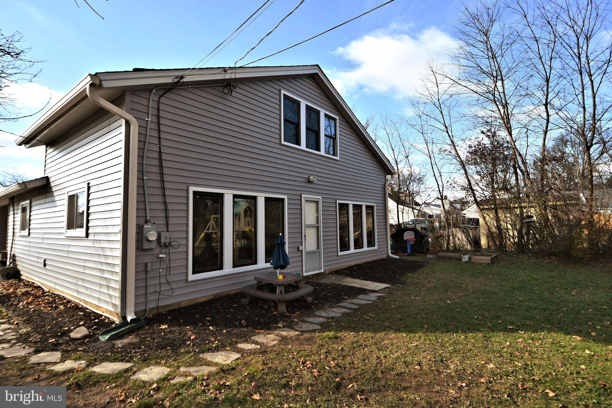 1811 Surrey Road Oreland, PA 19075 - Photo 40 of 48 Exterior rear