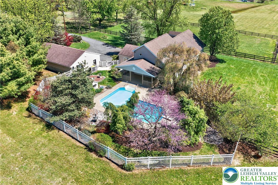 1135 Myrtle Road Walnutport, PA 18088 - Photo 5 of 68 Gallery Image 5