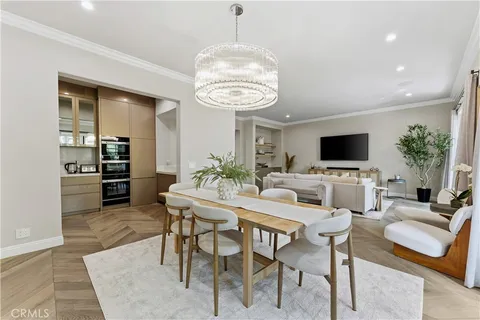 $2,395,000 | 11500 San Vicente Boulevard, Unit 202, Los Angeles, CA 90049