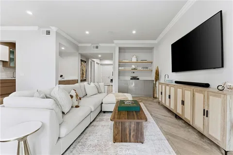 $2,395,000 | 11500 San Vicente Boulevard, Unit 202, Los Angeles, CA 90049