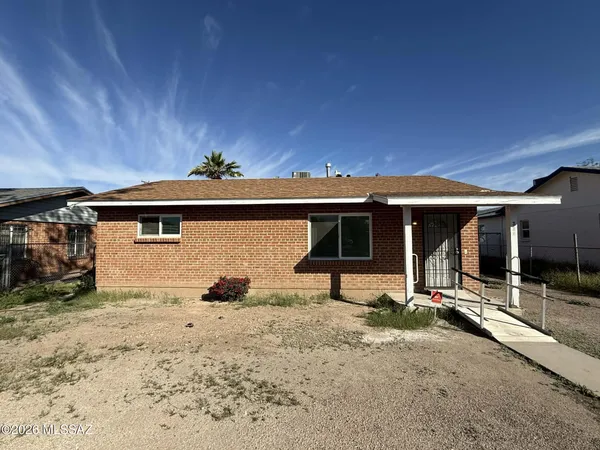 $1,595 | 333 East Linden Street, Tucson, AZ 85705