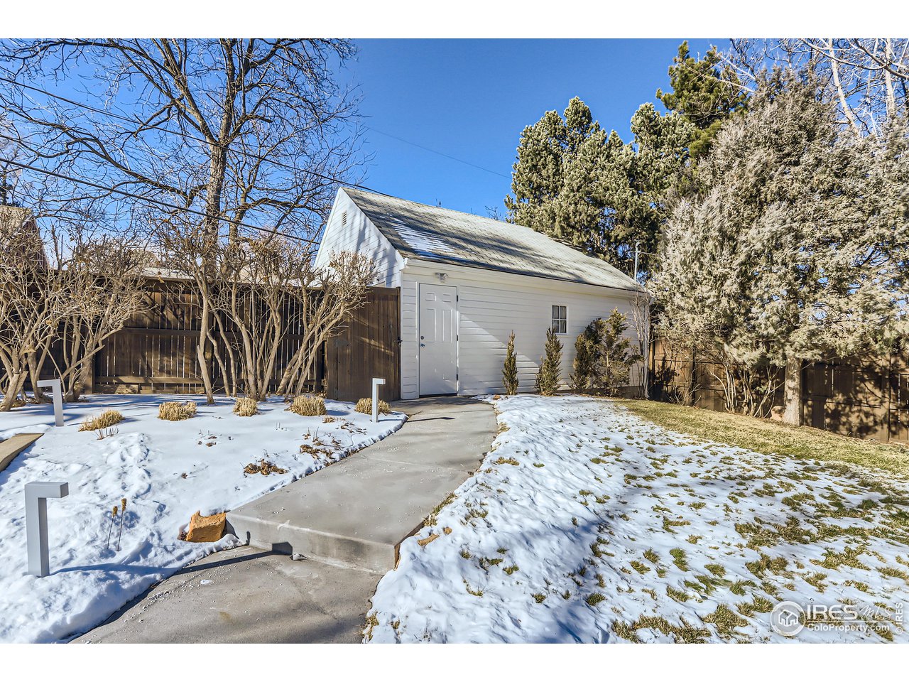 715 15th Street Boulder, CO 80302 - Photo 36 of 38 Garage Exterior in Winter