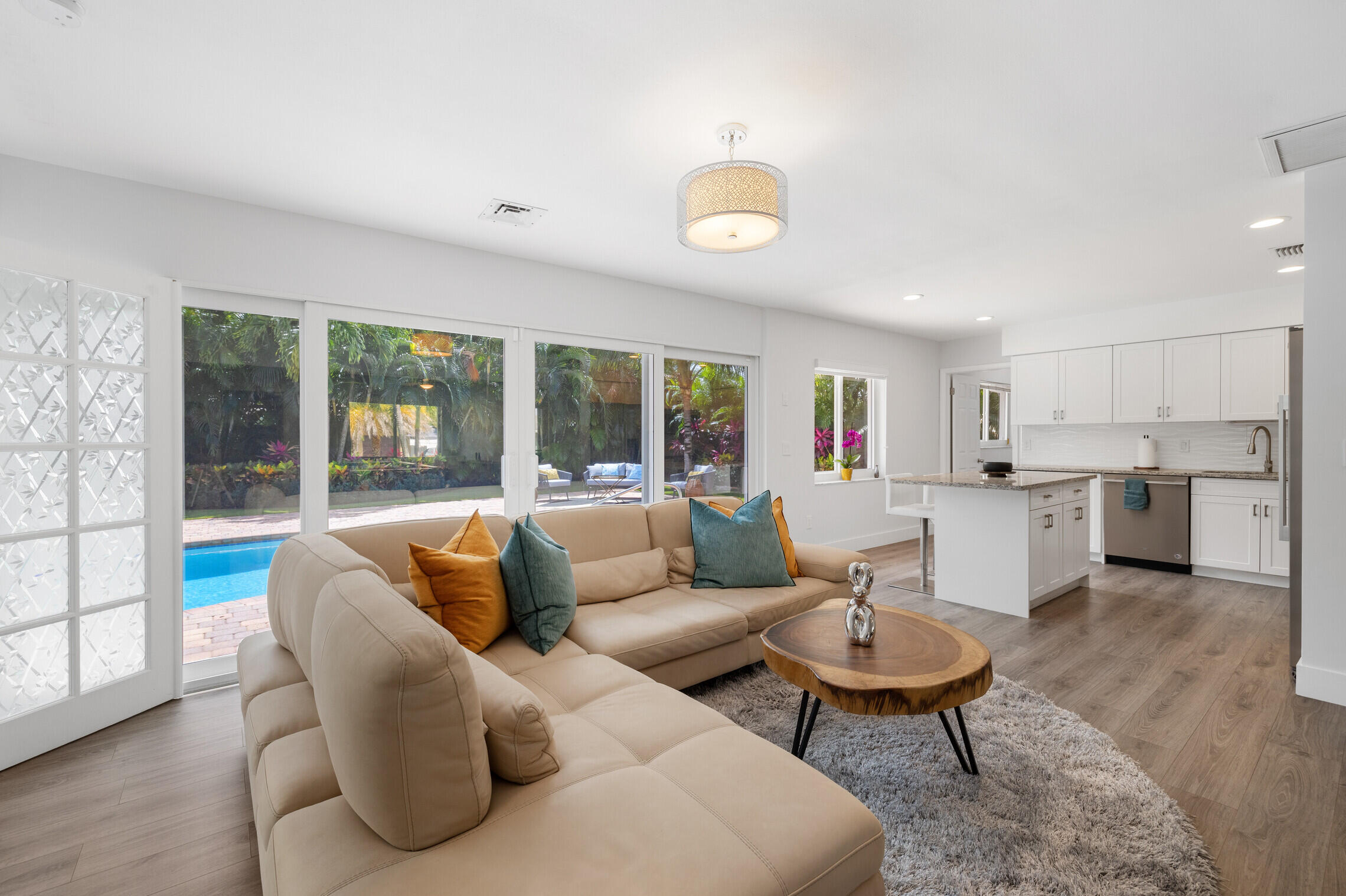 1332 Southwest 8th Street Boca Raton, FL 33486 - Photo 8 of 24 Living/Kitchen