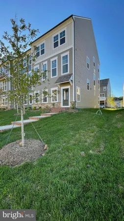 $3,500 | 1756 Autumn Maple Leaf Drive, Dumfries, VA 22026