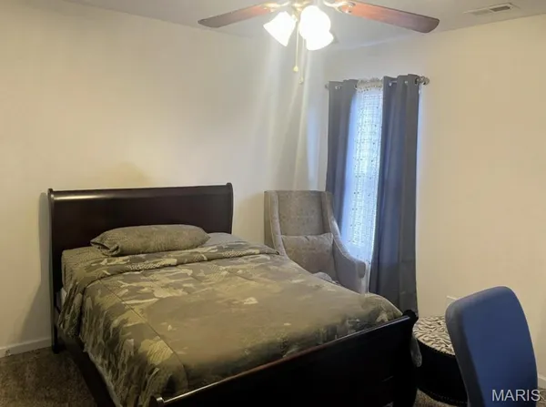 $190,000 | 14122 Candlewyck Pl Court, Florissant, MO 63034