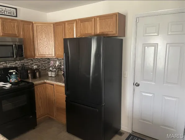 $190,000 | 14122 Candlewyck Pl Court, Florissant, MO 63034