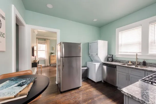 $1,700 | 1351 Oxford Road Northeast, Unit 2, Atlanta, GA 30307