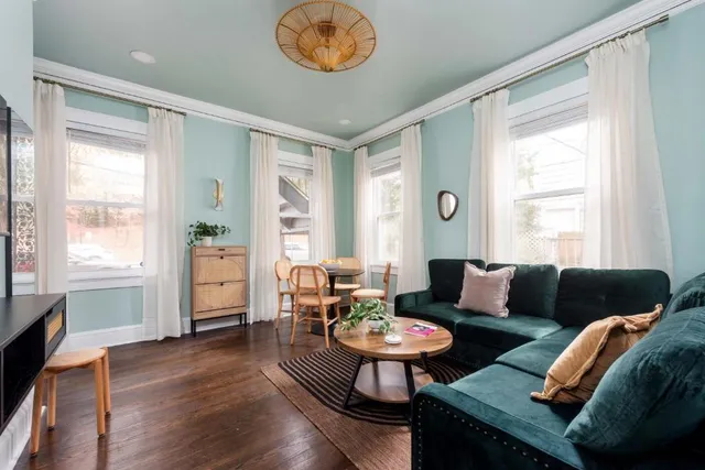 $1,700 | 1351 Oxford Road Northeast, Unit 2, Atlanta, GA 30307