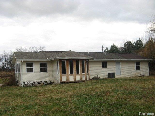1433 Lake Nepessing Road Lapeer, MI 48446 - Photo 9 of 10 3 Rear